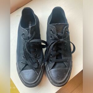 Black converse